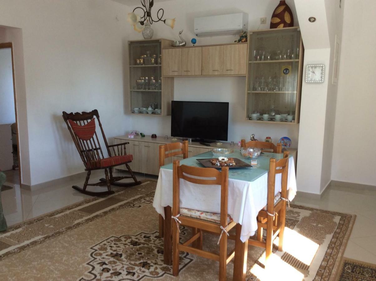 Sofia'S Seaview Villa Near Airport And Beach Артеміда Екстер'єр фото